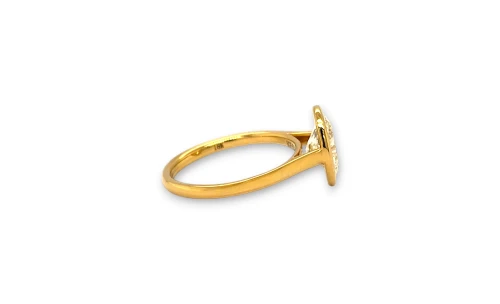 1.55ct Lab Grown Oval Diamond & 18ct Gold Solitaire Ring 3.45g