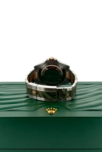 Rolex 40mm GMT Master 2 "Rootbeer" 18ct Rose Gold/Stainless Steel 2022 Box & Papers Model: 126711CHNR