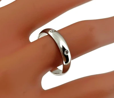 0.06ct Natural Diamond & Platinum D Shape 4mm Wedding Band 5.0g