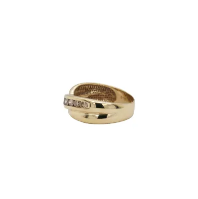 0.50ct Diamond & 9ct Gold 7.5mm Cross Over Band -4.0g