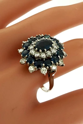 3.00ct Sapphire & 0.84ct Diamond Cluster Ring - 18ct White Gold 7.0g