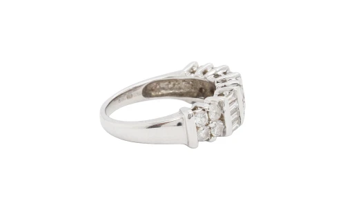 1.00ct Diamond & 18ct White Gold Dress Ring 4.7g