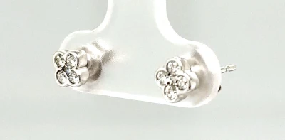 0.20ct Diamond & 9ct White Gold Clover Stud Earrings 1.0g