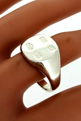 Sterling Silver Lined Cross Pendant 4.4g ( 39 x 19 x 2.7mm )