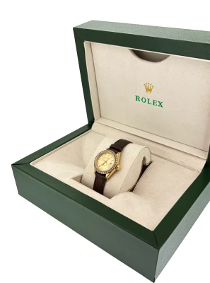 Rolex 26mm Datejust DIAMOND BEZEL ( Year 1979) 18ct Gold & Leather Model: 6917