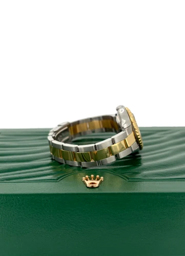 Rolex 29mm Yachtmaster 18ct Gold & Stainless Steel ( 2000 Box & Papers) Model: 69623