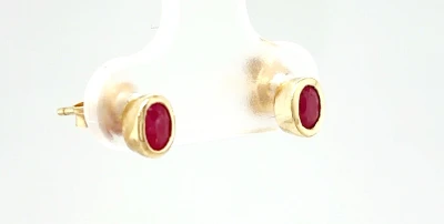 0.60ct Ruby & 9ct Gold Stud Earrings 0.9g