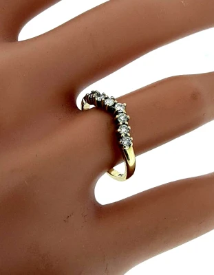 0.25ct Diamond & 9ct Gold Wishbone Ring 1.7g