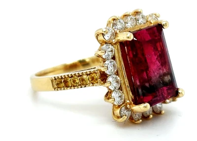 5.50ct Tourmaline & 1.00ct Diamond Halo/Dress Ring- 14ct Gold 7.0g
