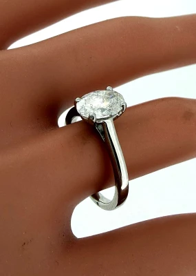1.50ct Oval Diamond & Platinum Solitaire Ring 5.0g