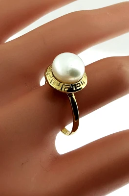 9ct Gold & Pearl Dress Ring 2.0g