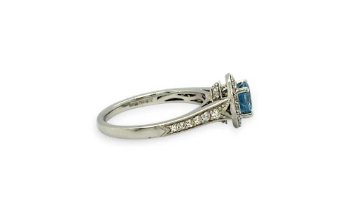 0.93ct Natural Aquamarine & Diamond Halo/Solitaire Ring- 18ct White Gold 4.58g