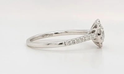 0.89ct Lab Grown Diamond & 9ct White Gold Halo Ring 2.5g Size:N1/2
