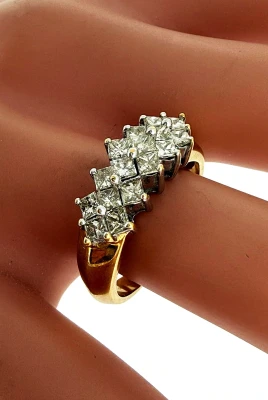 1.00ct Diamond & 18ct Gold Dress Ring 5.4g