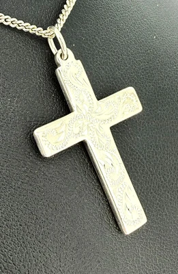Hand Engraved Sterling Silver Cross Pendant 5.2g ( 35 x 25 x 2.0mm)