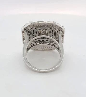 2.60ct Natural Diamond & 9ct White Gold Dress Ring 10g