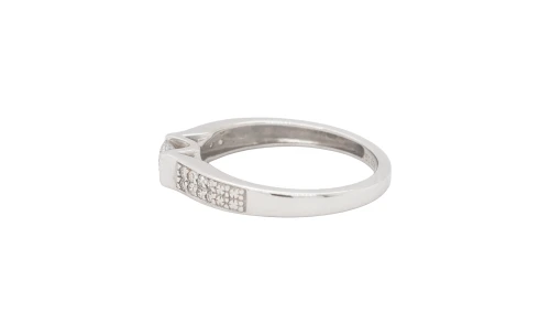 0.50ct Diamond & 18ct White Gold Solitaire Ring  2.5g