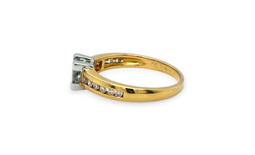 0.50ct Natural Diamond Illusion Set Solitaire Ring -18ct Gold 3.68g