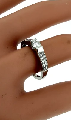 0.50ct Diamond & 18ct White Gold Solitaire Ring  2.5g