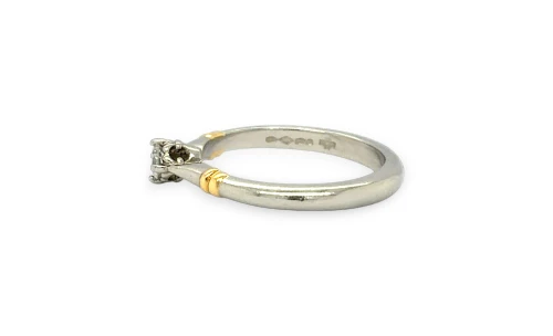 0.10ct Natural Diamond Solitaire Ring - Platinum & 18ct Gold 4.61g