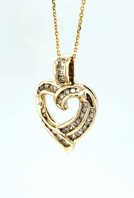 0.50ct Diamond & 9ct Gold Heart Pendant ( 22.3 x 15.5 x 4.0mm) 2.4g