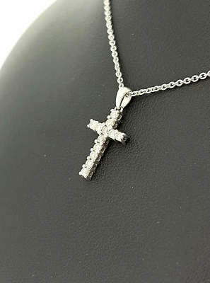 0.15ct Diamond & 18ct White Gold Cross Pendant ( 20. x 9.6 x 2.5mm) 1.0g