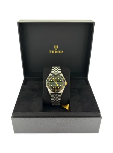 Tudor Black Bay - Harrods 175th Anniversary ( Limited Edition) Unworn/Fully Stickered 18ct Gold & Stainless Steel 2024 Box & Papers Model :7941A1A3NU