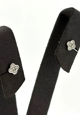 0.25ct Diamond & 18ct White Gold Clover Style Stud Earrings 1.0g