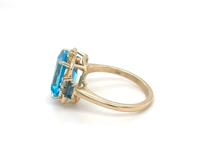 6.00ct Topaz & 9ct Gold Dress Ring 3.7g