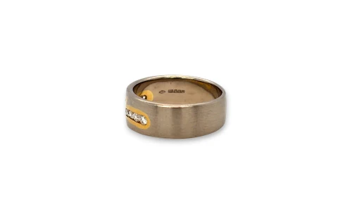 0.25ct Diamond 18ct Yellow/White Gold BESPOKE Wedding Band  7.5g
