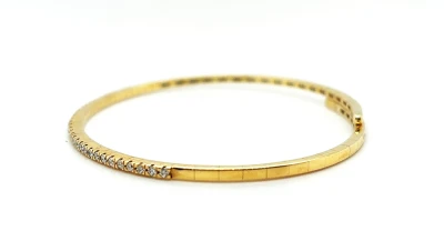 0.53ct Diamond & 18ct Gold Twist/Flex Bangle 8g