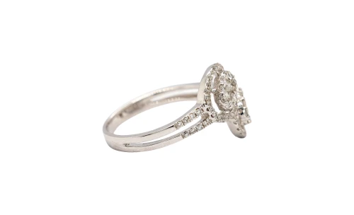 0.70ct Diamond & 18ct White Gold Twist/Halo Ring- 18ct White Gold 3.16g