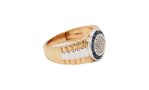 0.25ct Sapphire & 0.23ct Diamonds Gents Ring - 9ct Gold 7.4g