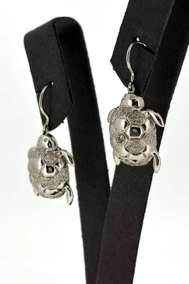 0.70ct Diamond & 18ct White Gold ( 22.5 x 19.0mm) 7.8g