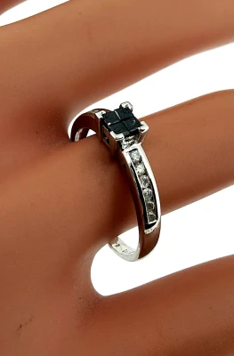 0.33ct Black & White Diamond Solitaire- 9ct White Gold 1.95g