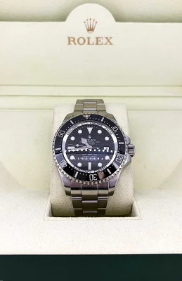Rolex 42mm Sea-Dweller Stainless Steel 2011 Box & Papers Model|: 116660