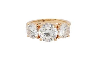 4.00ct Lab Grown Diamond & 18ct Gold Trilogy Ring 5.99g