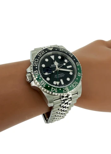 Rolex 40mm GMT Master 2 "Sprite" Stainless Steel 2023 Box & Papers Model: 126720VTNR