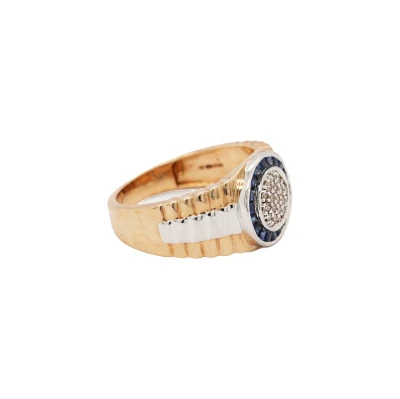 0.25ct Sapphire & 0.23ct Diamonds Gents Ring - 9ct Gold 7.4g