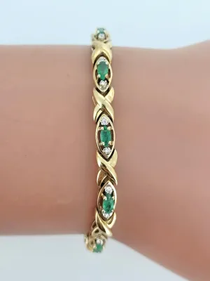 2.40ct Emerald & 0.25ct Diamond Bracelet 9ct Gold 12.8g