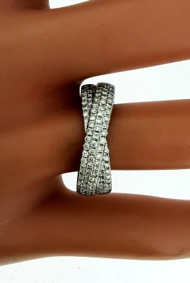 1.00ct Diamond & 18ct White Gold Cross Over Band/Dress Ring 5.5g