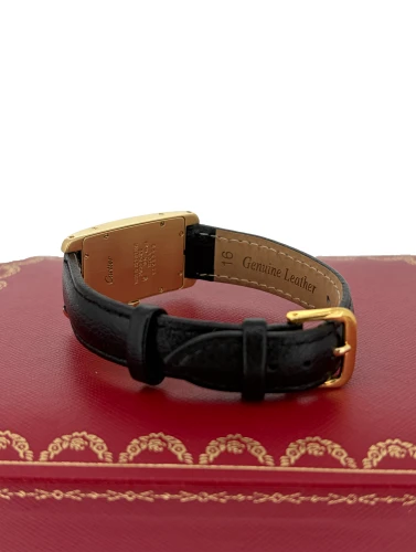 Cartier Tank Americaine 18ct Gold & Leather _Year Circa 2000 ( 22.0mm x 41.5mm) Model: 1720-1