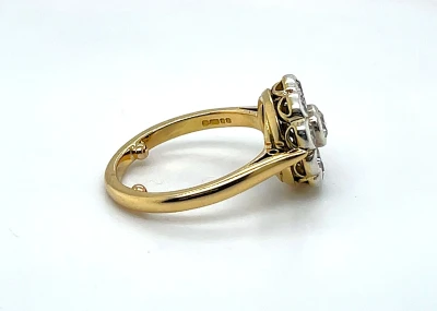 1.30ct Diamond & 18ct Diamond Cluster Ring 5.5g