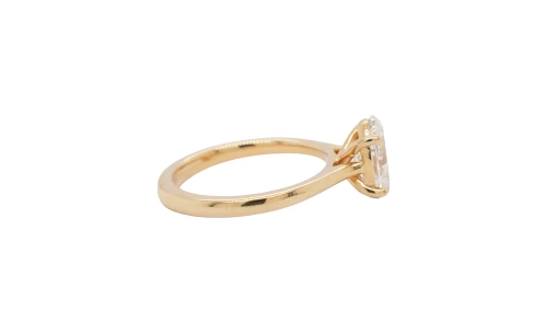 1.57ct Oval Lab Grown Diamond & 18ct Gold Solitaire Ring 3.9g