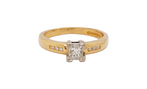 0.56ct Natural Diamond & 18ct Gold Solitaire Ring 4.5g