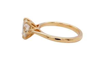 2.01ct Lab Grown Diamond & 9ct Gold Solitaire Ring 3.4g