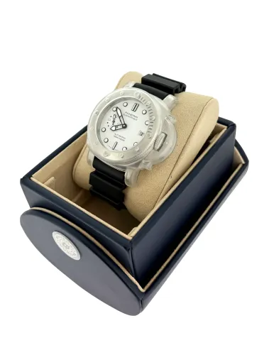 Panerai 42mm Submersible Bianco - Stainless Steel & Rubber (BRAND NEW -UNWORN 2026 Box & Papers) Model: PAM01590