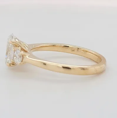 1.49ct Lab Grown Diamond & 9ct Gold Trilogy Ring 2.9g Size M