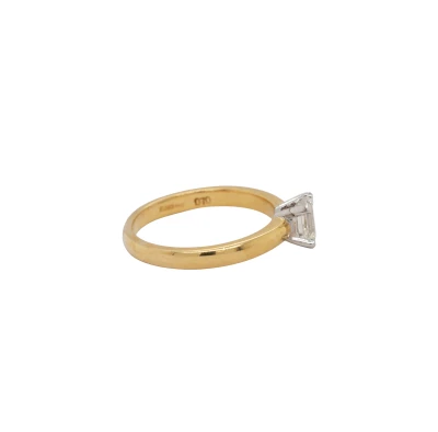 0.70ct Millennium Diamond & 18ct Gold Solitaire Ring 3.7g