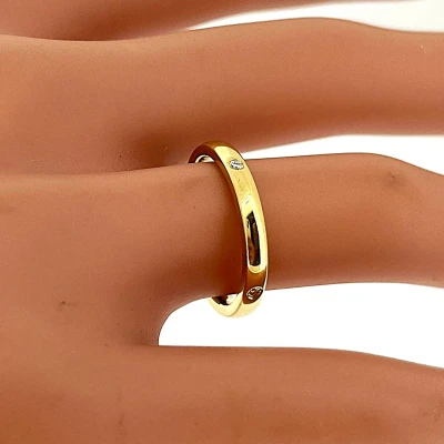 0.04ct Diamond & 18ct Gold 2.5mm Slight Court Wedding Band 3.2g